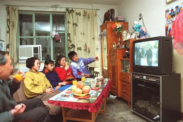 1990年代中国： 图2让人怀念 图5是当时的有钱人