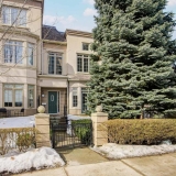 全新装修，品牌厨卫，即买即住。周边超市、医院、公园齐全，生活便利无忧。