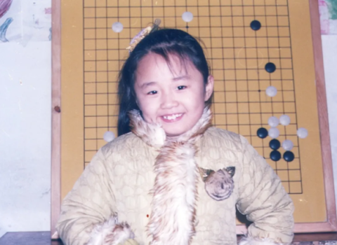 战鹰：一个围棋天才少女的“滑落”