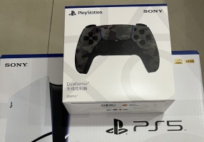 多伦多出 PS5 光驱版，带手柄和游戏，自提（Arthur Bonner Ave）