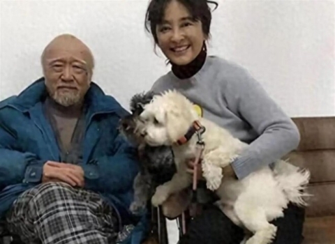 钱再多有什么用？李保田住30平老房 喝10元