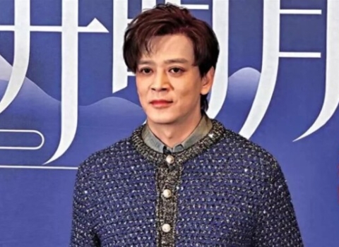香港男星面僵被指医美过度 曾与圈外女友订