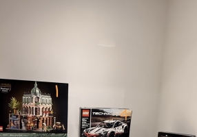 多伦多出乐高玩具，成色好，自提（Arthur Bonner Ave）