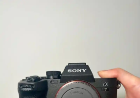 自用索尼 A7M4 诚心出｜全画幅水桶机 成色超顶