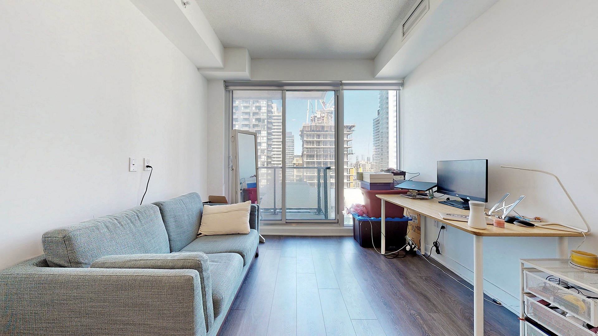 多伦多downtown King/Adelaide &amp; Peter st/Blue jays way 4年新1卧1浴室公寓出租