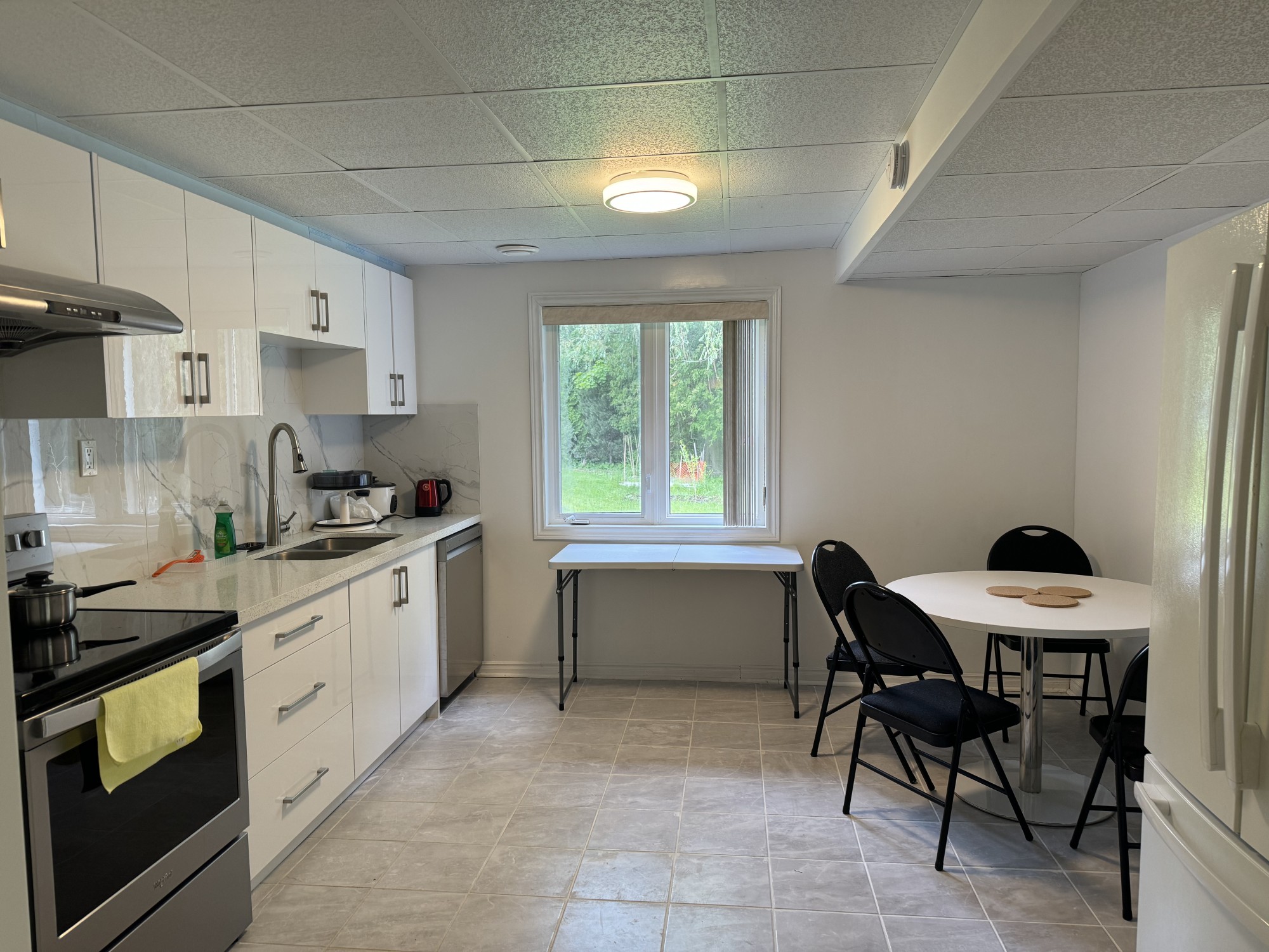 Richmond Hill | Yonge &amp; Elgin Mills 独立屋2房1厅整层出租