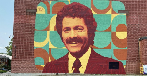 在亚历克斯·特雷贝克 (Alex Trebek) 生日那天，我们重温了《危险边缘》(Jeopardy!)  ...