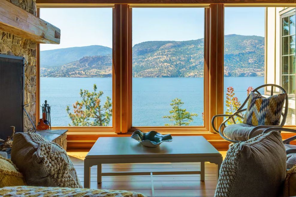 airbnb canada living room view
