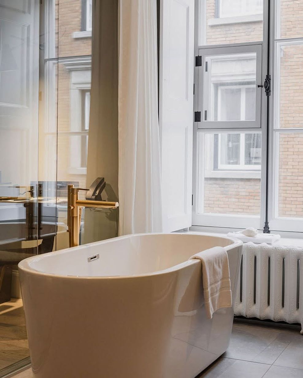 hotels canada