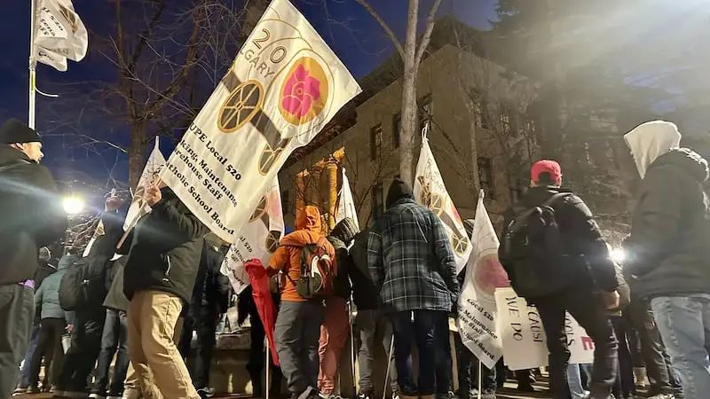 罢工开始！加国印度城珠宝店发生劫案，5人在逃！