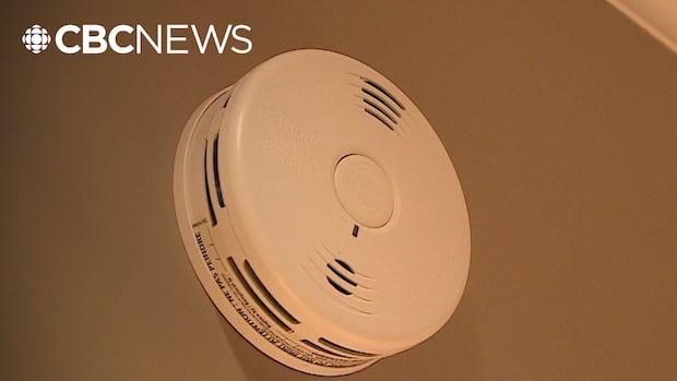 亨利定律要求所有萨斯喀彻温省都安装一氧化碳警报。多单元建筑中的住宅套房 ...