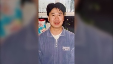 青少年女孩承认袭击无家可归的多伦多男子死亡