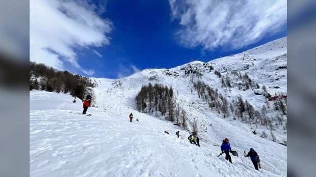 安大略省护理人员在瑞士雪崩中丧生的加拿大人：珀斯县