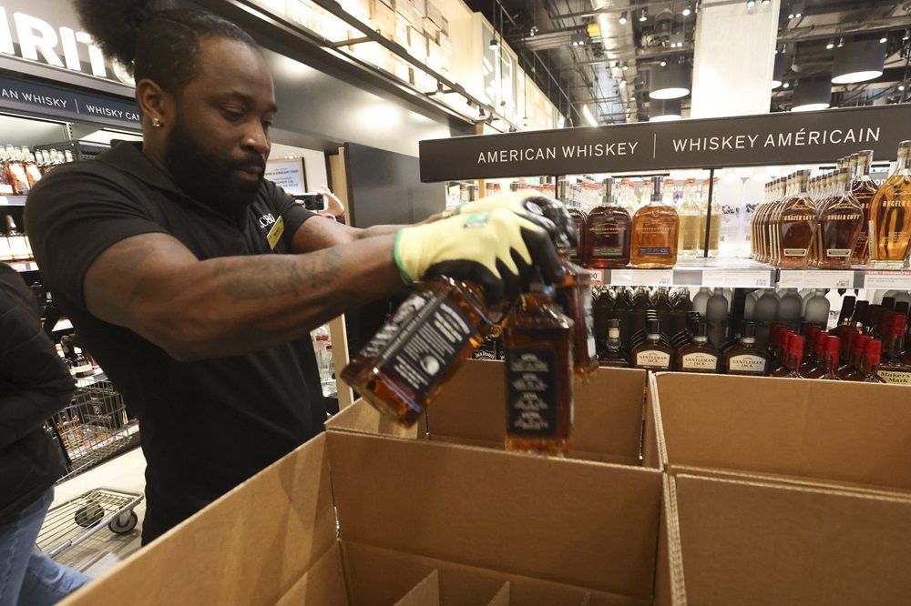 抵制美国烈酒致加拿大出口量下降 63%
