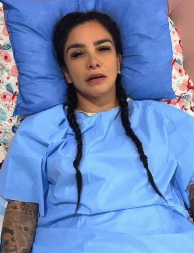 女网红飞加拿大突发意外被迫切除臀部