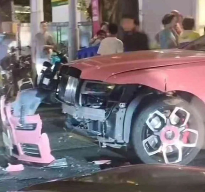 广州劳斯莱斯女车主事件 真相可能和你想的不同(组图)