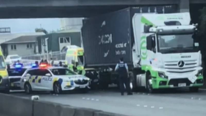 “只要白人 不要亚裔!”奥克兰患者拒绝医护服务(组图)