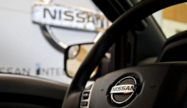 媒体:富士康想“吞下”日产 却被日本人鄙视了(组图)