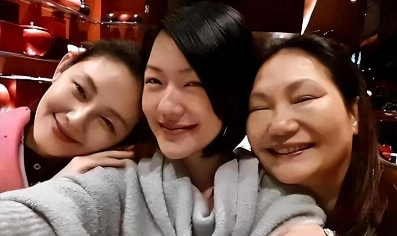 张兰暗示查大S死因 发文反击S妈宣战:我会准备弹药(图)