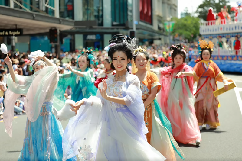 华人少女拿下国际大奖 评委:看到中国文化的美(组图)