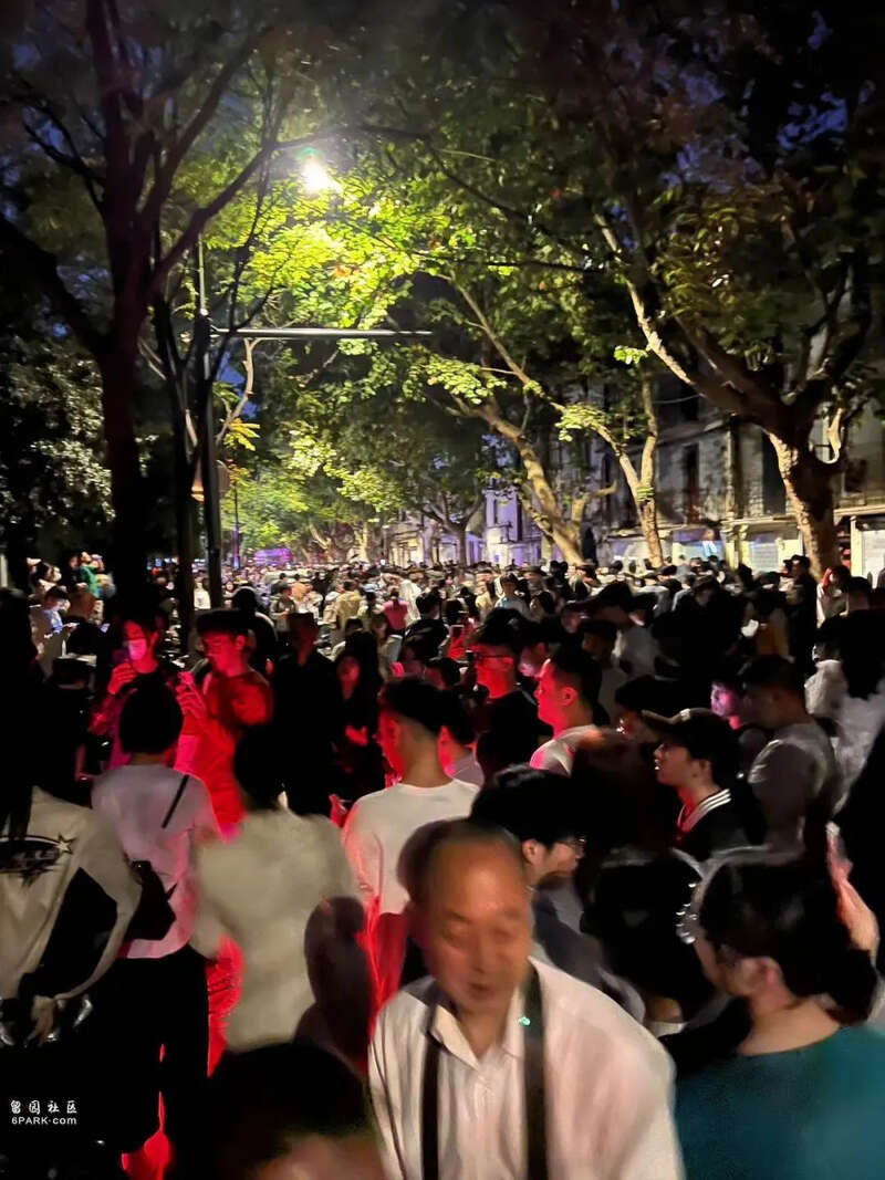 上海万圣节 把北京人看哭了!当场就被震撼了(组图)