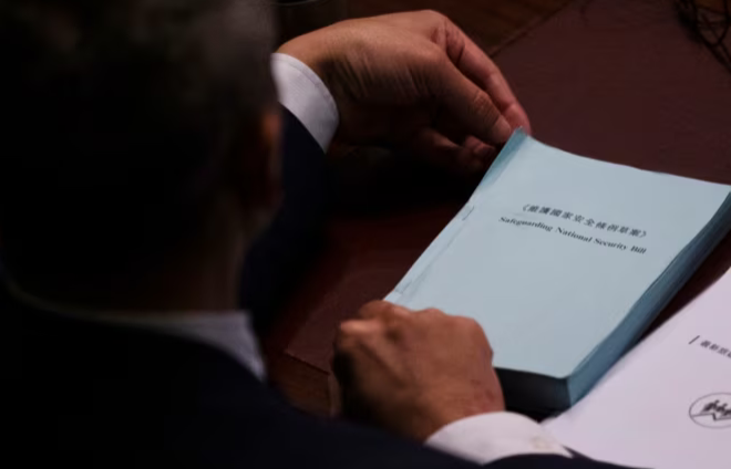 香港前议员:国安新法“将香港送进万劫不复的深渊”(图)