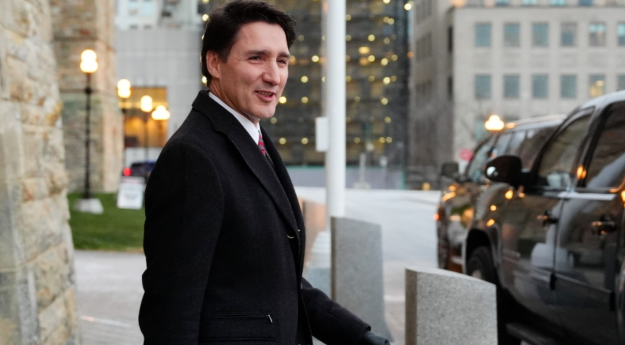不主动辞职就不会下台 专家:自由党很难罢黜特鲁多