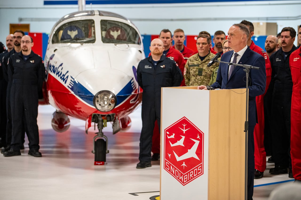 David McGuinty, Minister of National Defence, announcing the new aircraft replacing the Snowbirds aging planes in Moose Jaw, Sask, on May 19, 2026.