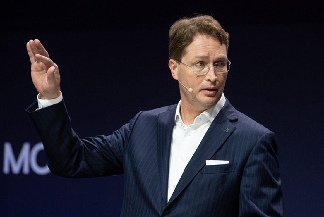 外媒：奔驰CEO敦促欧盟推迟对中国电动汽车加征关税，称“需要更多自由贸易，而非新贸 ...