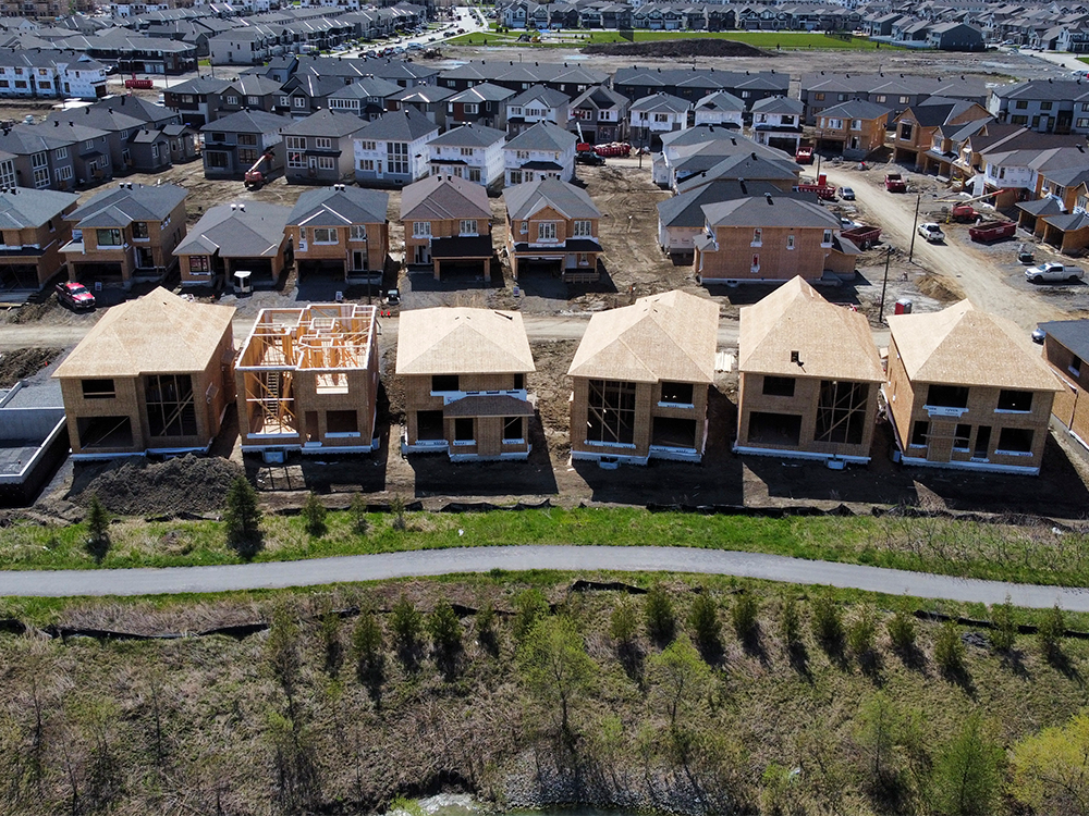 移民推动的增长触及加拿大和世界各地的住房危机墙