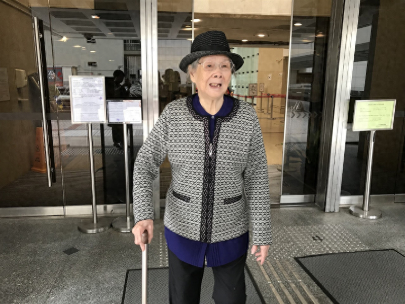 梅艳芳母亲被申请破产 此前称每月23万不够用(组图)