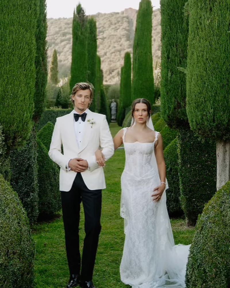 大家看着长大的小女孩 举行世纪婚礼!网友:祝福(组图)