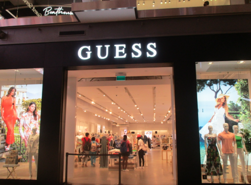 美国著名时尚品牌关闭中国全部门店