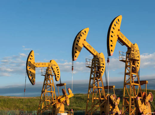 油价逼近100美元，OPEC+仍按兵不动