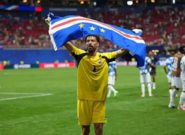 每场都买0:0，世界杯结束后能赚多少钱