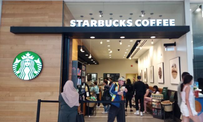 大动作！星巴克宣布关闭美加数百家门店