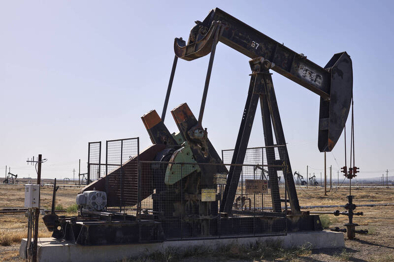 乌军无人机炸俄国最大油港   油价急涨