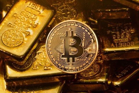 通胀压力下，为何黄金下跌比特币飞涨