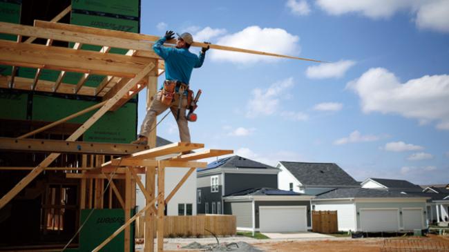高薪、不易被AI取代  Z世代大学生抢当蓝领
