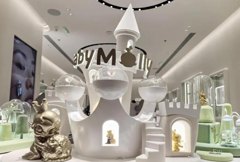 泡泡玛特开售“痛金”