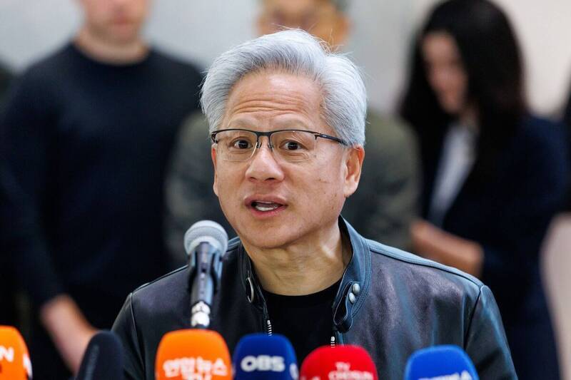 辉达执行长黄仁勋日前接连拜会南韩大型企业。 （彭博）