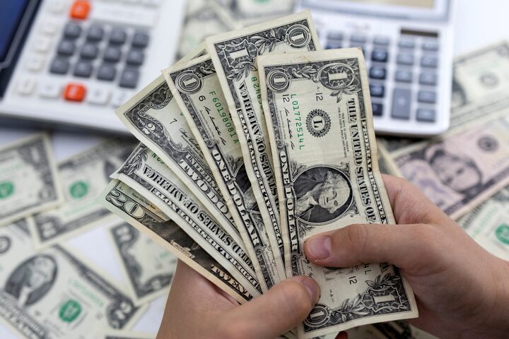 美元疲软欧元崛起，全球货币体系迎变局？