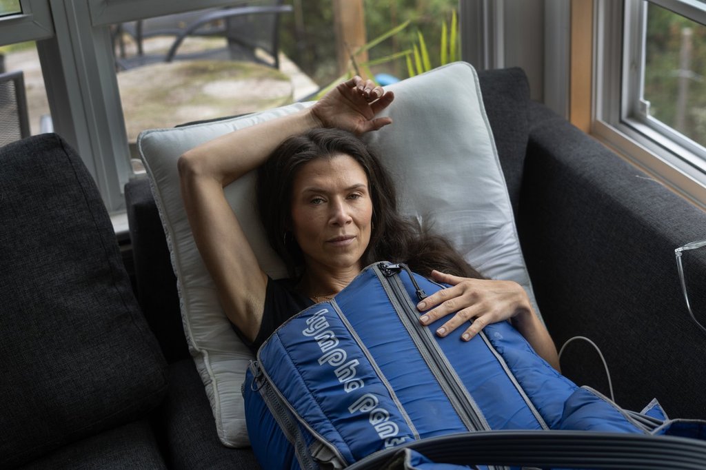 N.S.赢得针对省的法庭案件后，在美国的妇女计划手术