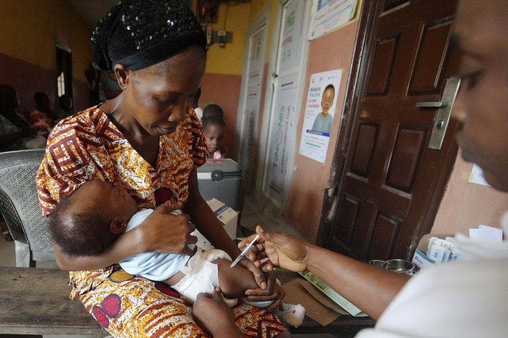 加拿大必须更新支持与艾滋病，国外的结核病，倡导者敦促