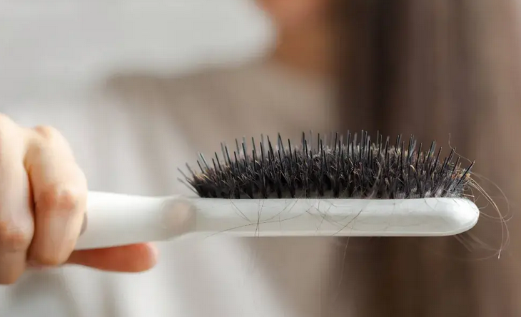 怪了!万物生长的春天,为什么脱发的情况反而严重了?(图)