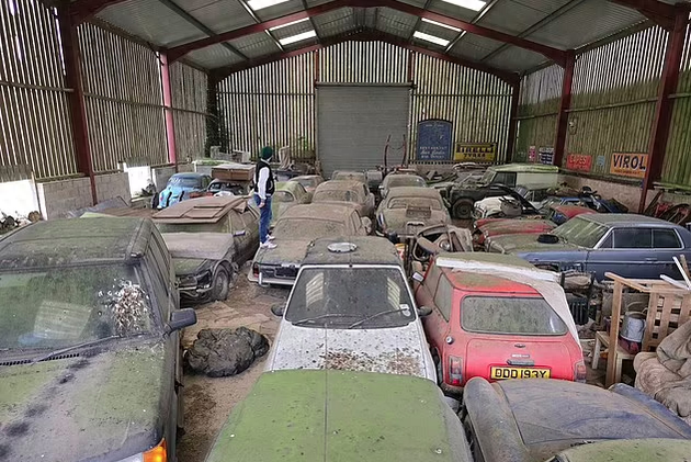 英国一乡村仓库发现“汽车宝藏” 存100多辆老爷车