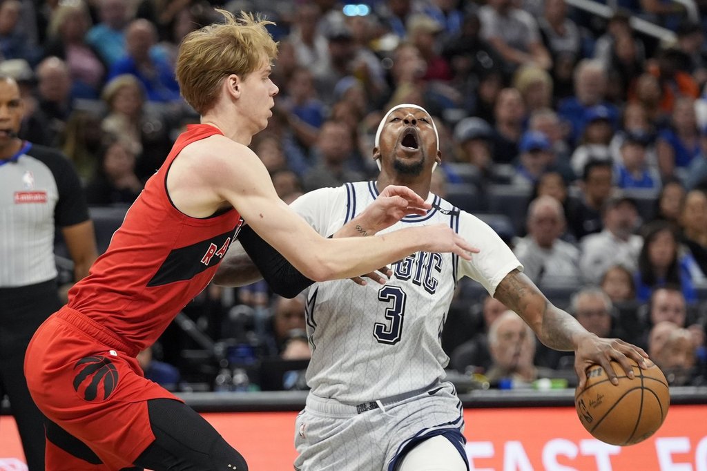 猛禽的dick用骨头瘀伤