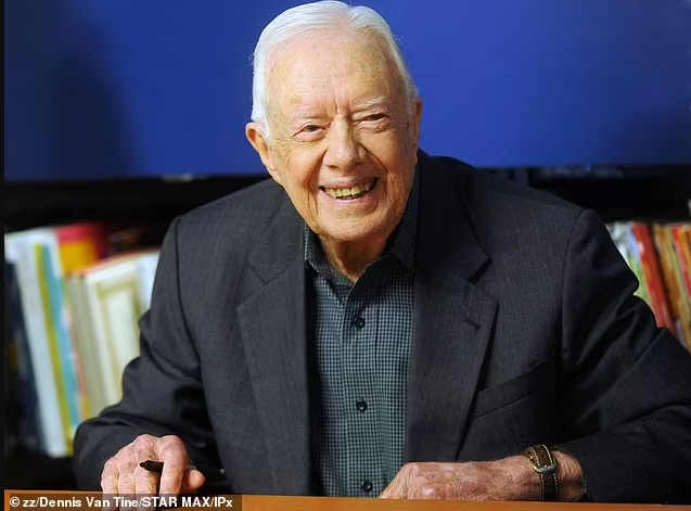 前总统吉米·卡特去世 美国降半旗是羞辱川普?(图)