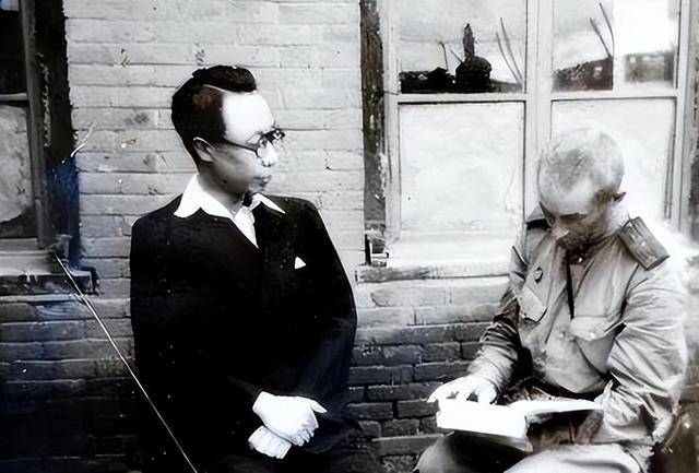 溥仪被押到苏联后体检 “龙体”有严重先天缺陷