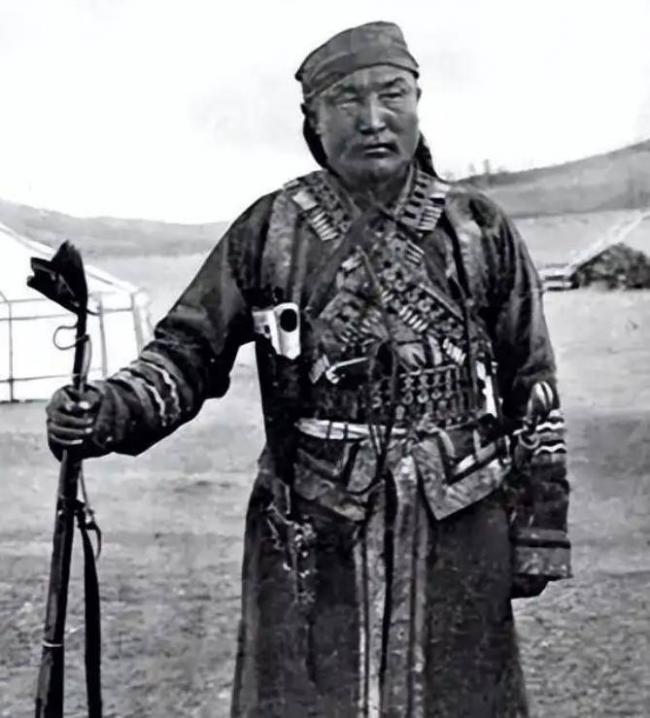 列宁派特工来华只为暗杀此人 脑袋存在俄博物馆
